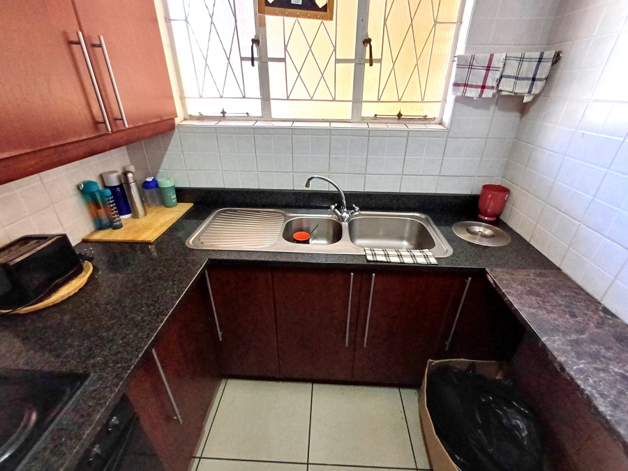 2 Bedroom Property for Sale in College Hill Eastern Cape